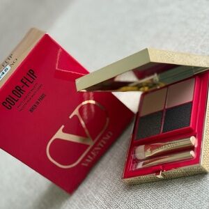 Valentino Color-Flip Multi Look Eye Palette 0.62 oz WHEN IN PARIS